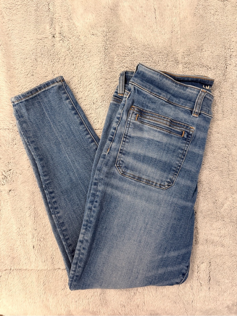 American Eagle Medium Wash Hi-Rise Jegging
